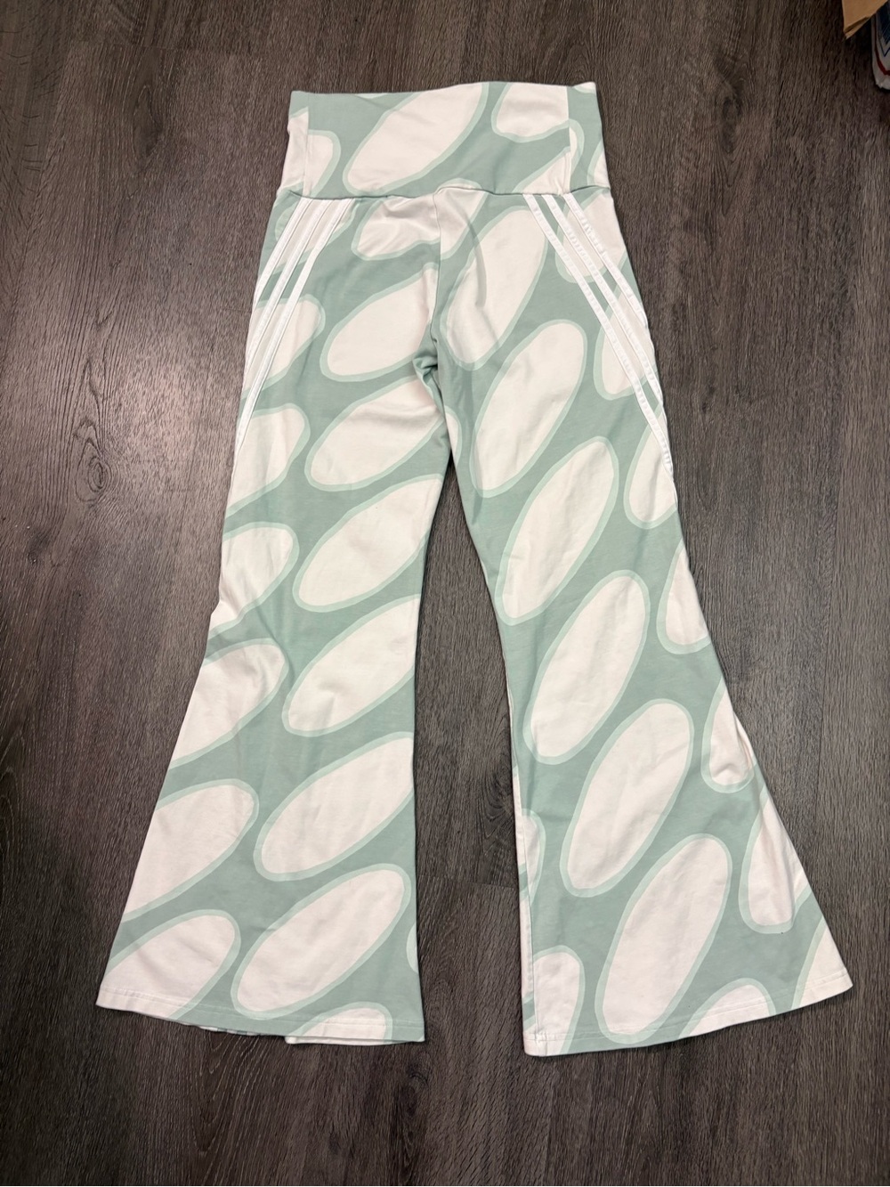 adidas x Marimekko Future Icons Flared Leggings Sz Medium Green & White Athletic - Picture 8 of 13